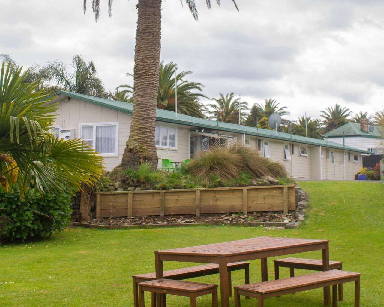 Palm Motel Waihi Exterior foto